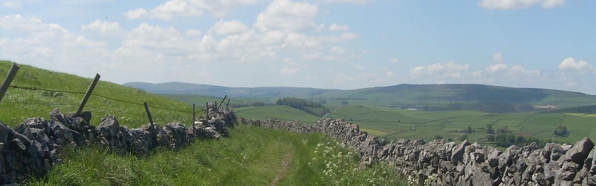 Limestone Way in Derbyshire