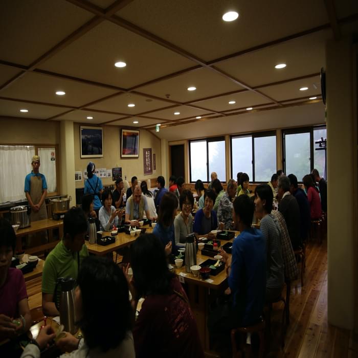 Kitadake3 Dinner time at Shirane-oike hut is always a social affair