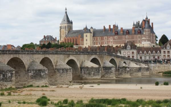 The Loire Became A Narrow Trickle Of Water Beow Gien Bridge