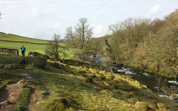 The Dales Way near Staveley
