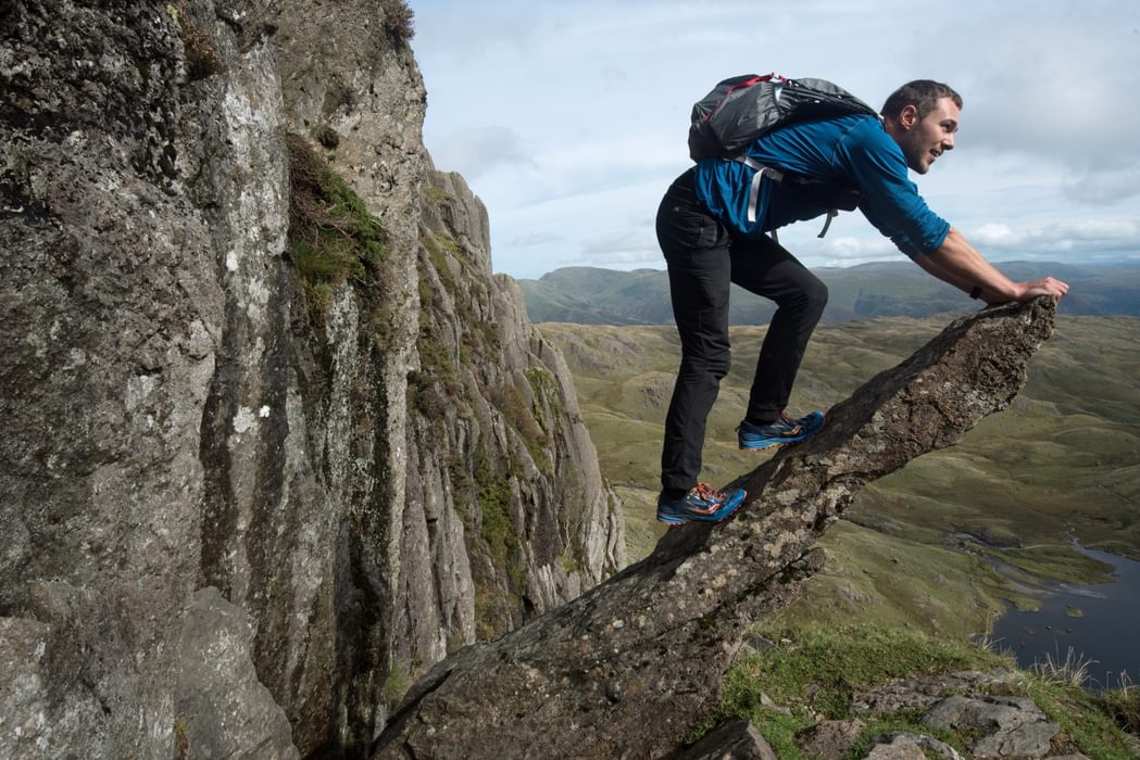 Scrambling on the gun-like rock on Jack's Rake