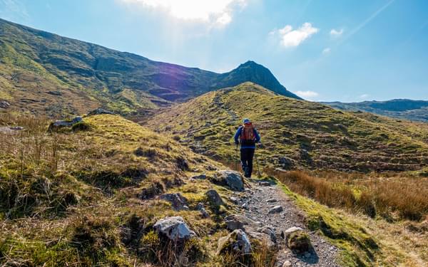 Approaching-Lining-Crag