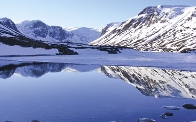 Cicerone Author becomes Avalanche Expert
