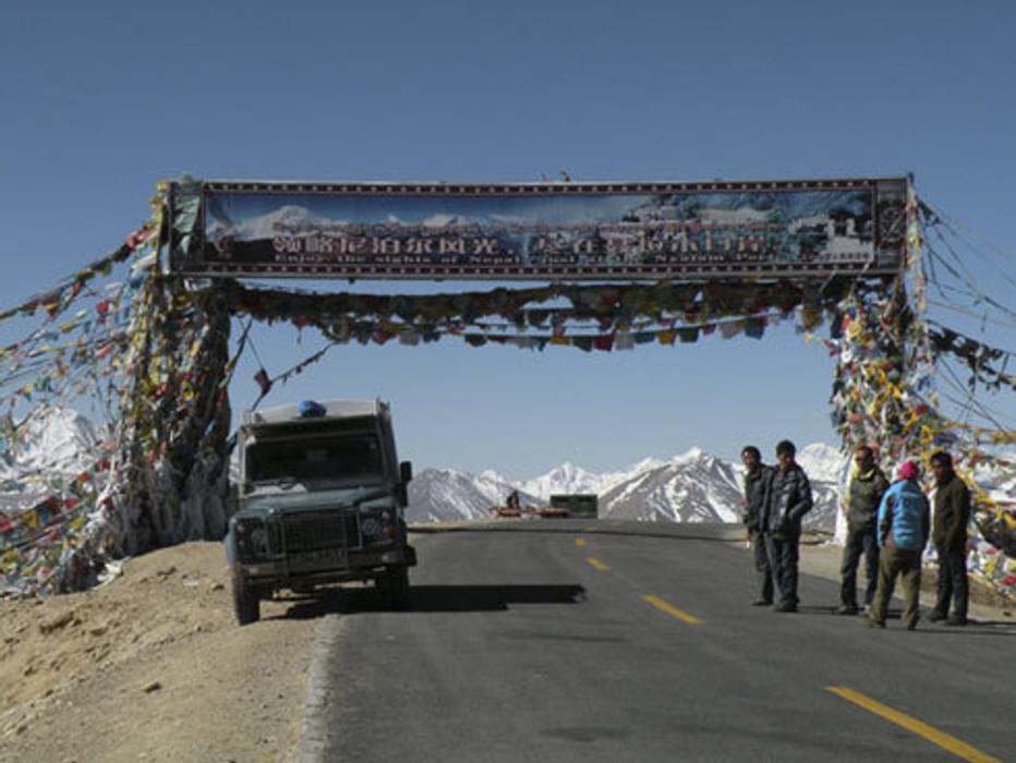 Lalung La Pass And Landy 5150M - Tibet