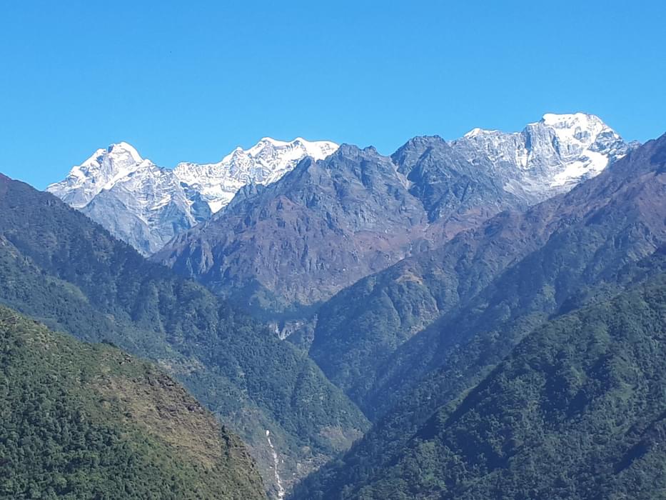 Hinku Valley showing Nepali Flat