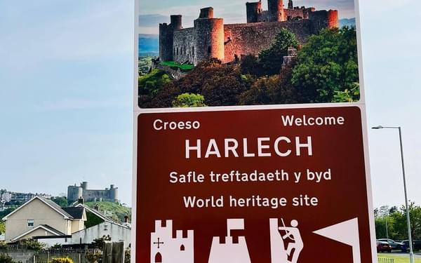 Made it to Harlech, croeso!