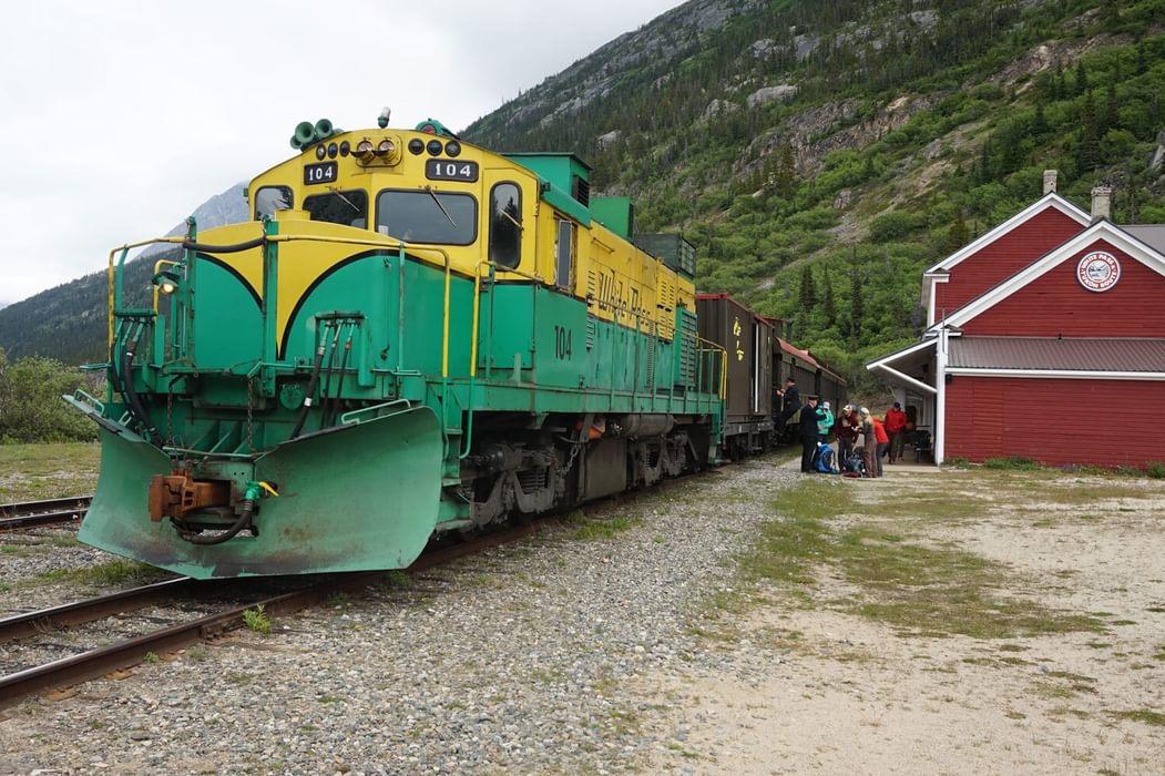 Train at Lake Bennett