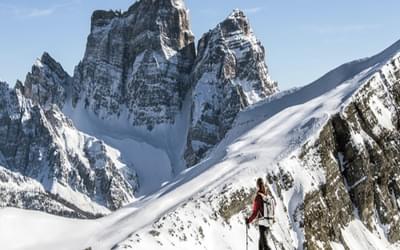 745 Sp2  Ski Touring and Snowshoeing in the Dolomites