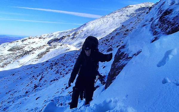 12 Deep Powder Snows En Route To The Refugio Elorrieta