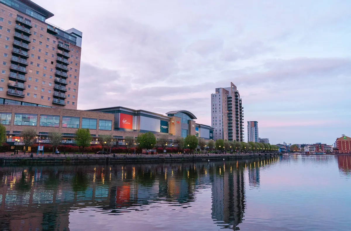 Manchester River Cruises | City River Tour - Salford Quays Cruise