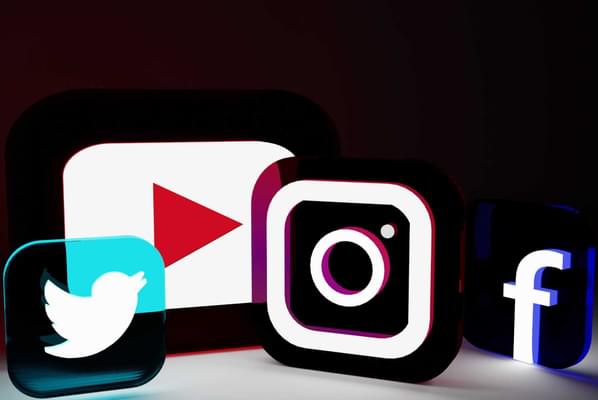 Social media icons. Twitter, Youtube, Instagram and Facebook
