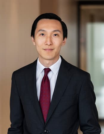 Charles He. Photo.
