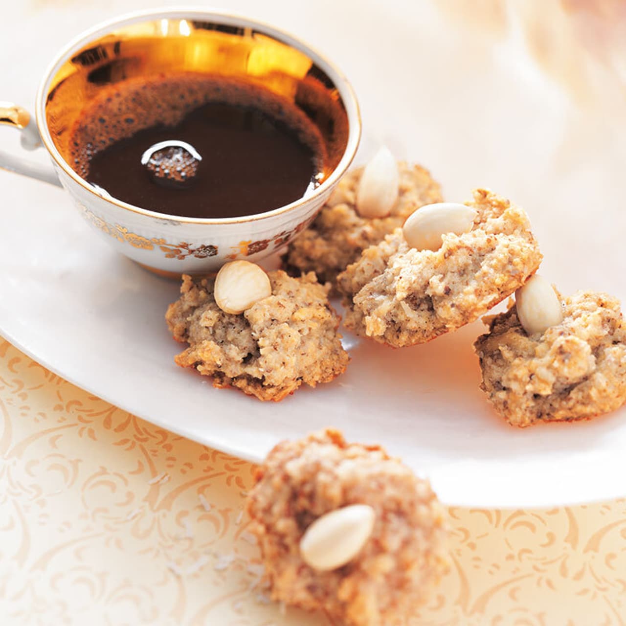 Kokos-Mandel-Makronen | Schrot&Korn