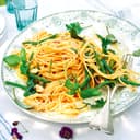 Spaghetti in Tomatensoße mit grünen Bohnen