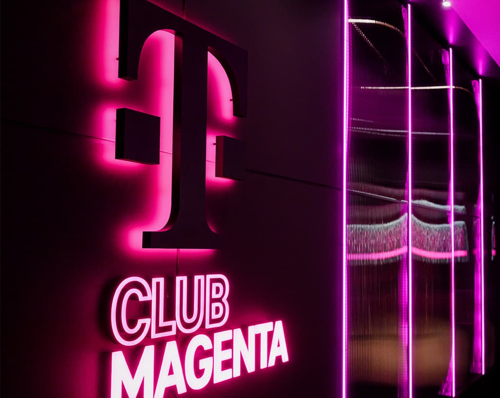 T Mobile Club Magenta t-mobile-club-magenta