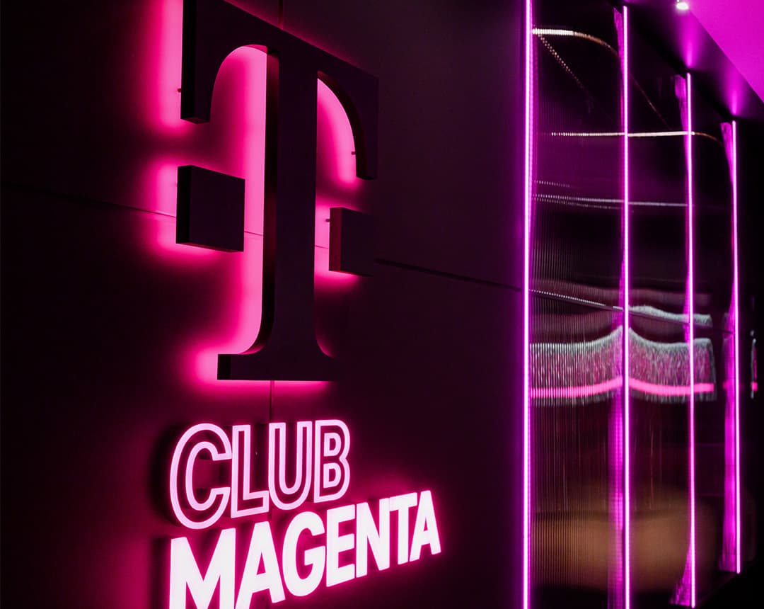 T Mobile Club Magenta 1080x860 5