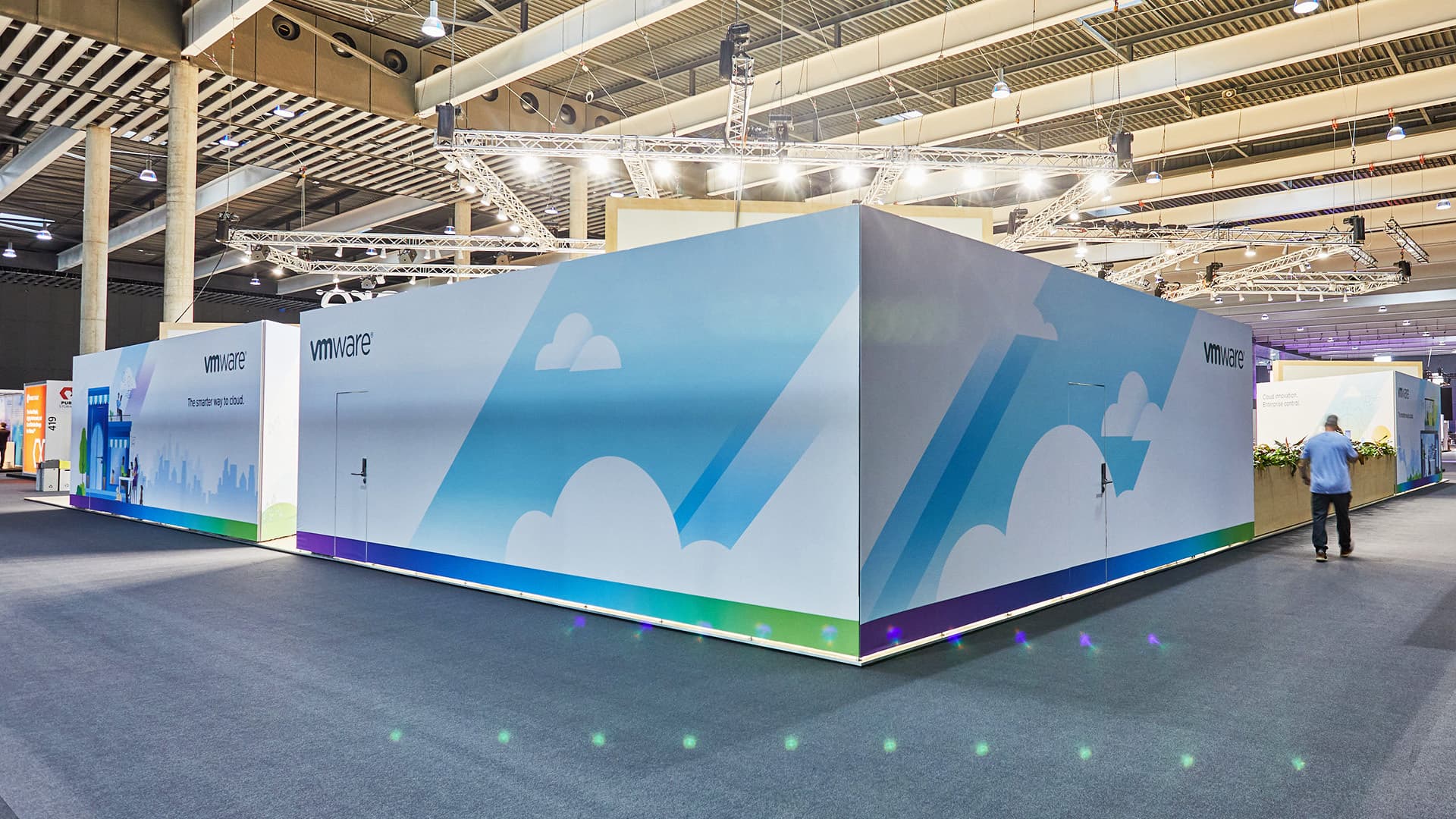 VM Ware Explore 1920x1080 5