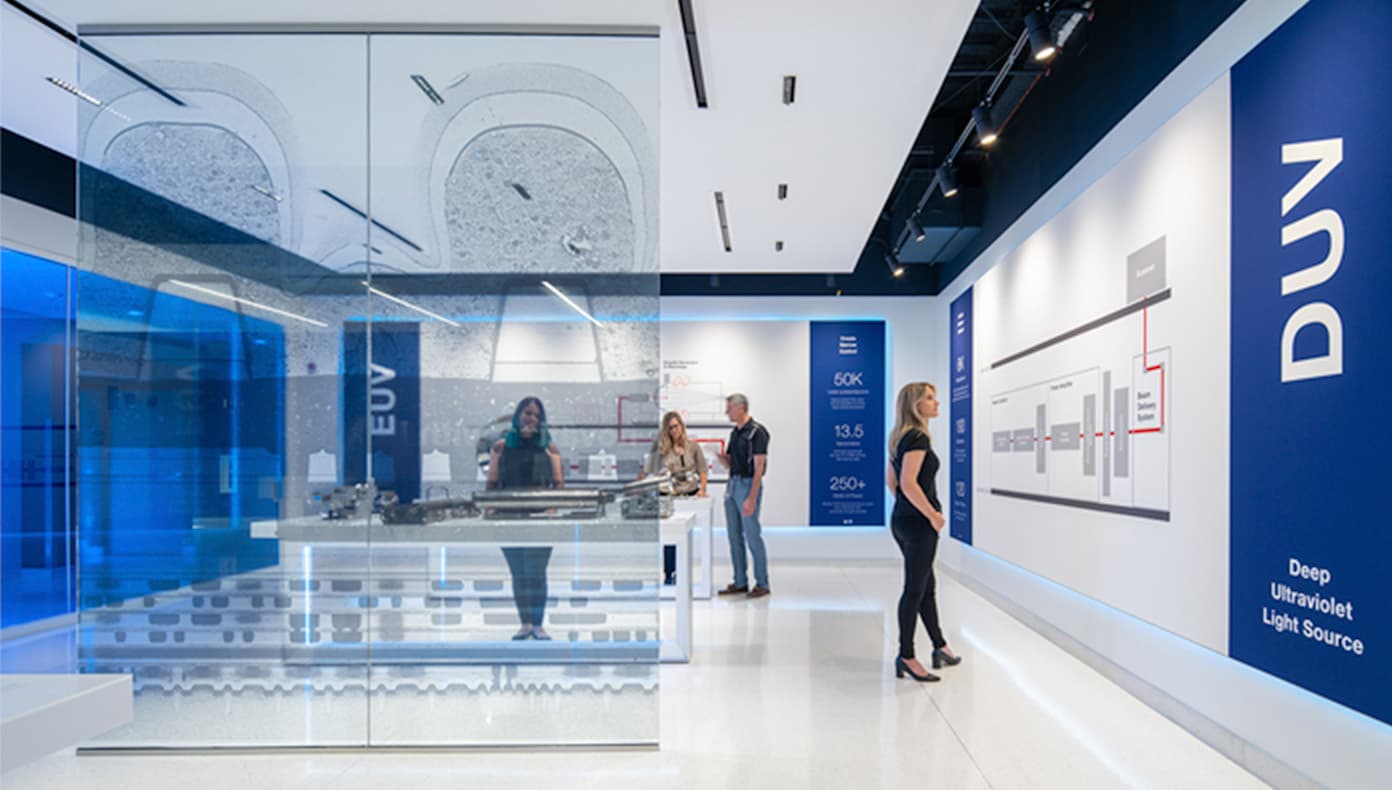 ASML Experience Center Light Lab