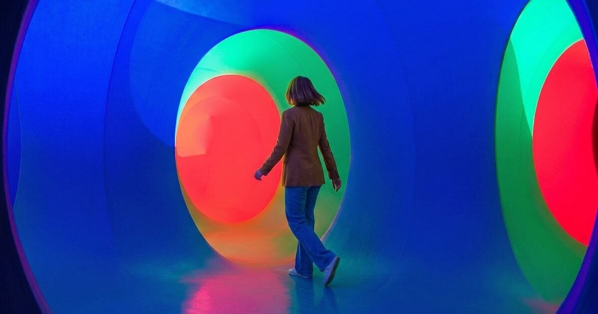Multi-Sensory Brand Environments for Healthcare