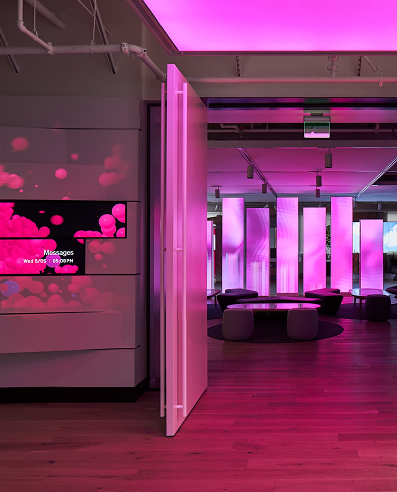 T-Mobile 5G&me Experience Center Image 4