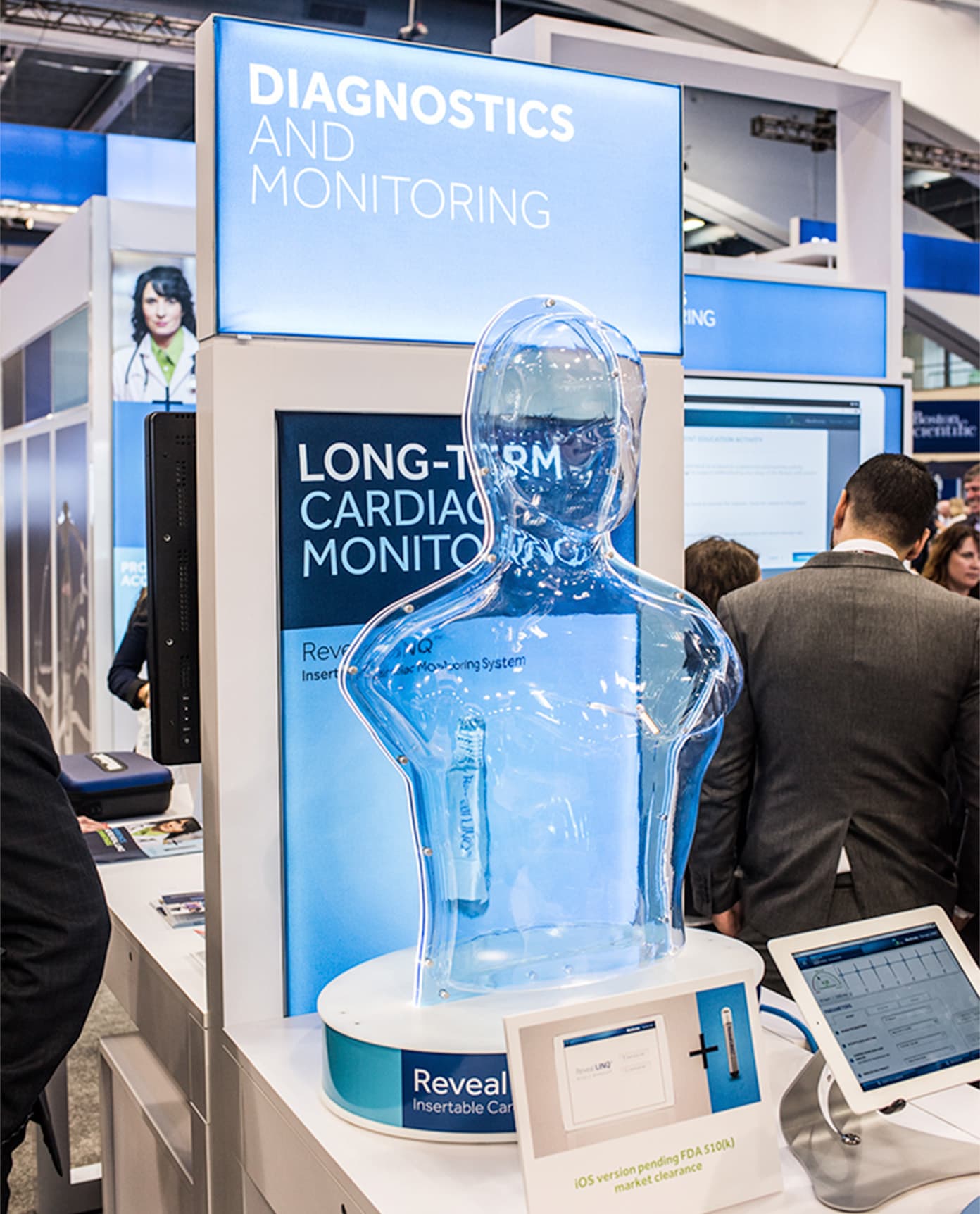 Medtronic tradeshow globalprogram 696x862 image 1 2x