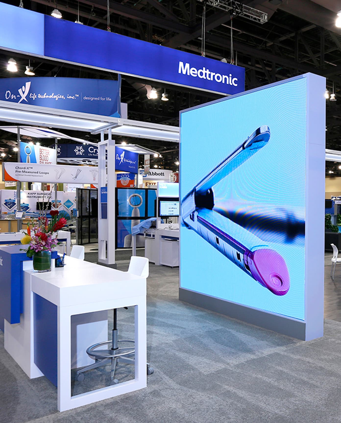 Medtronic tradeshow globalprogram 696x862 image3 1 2x