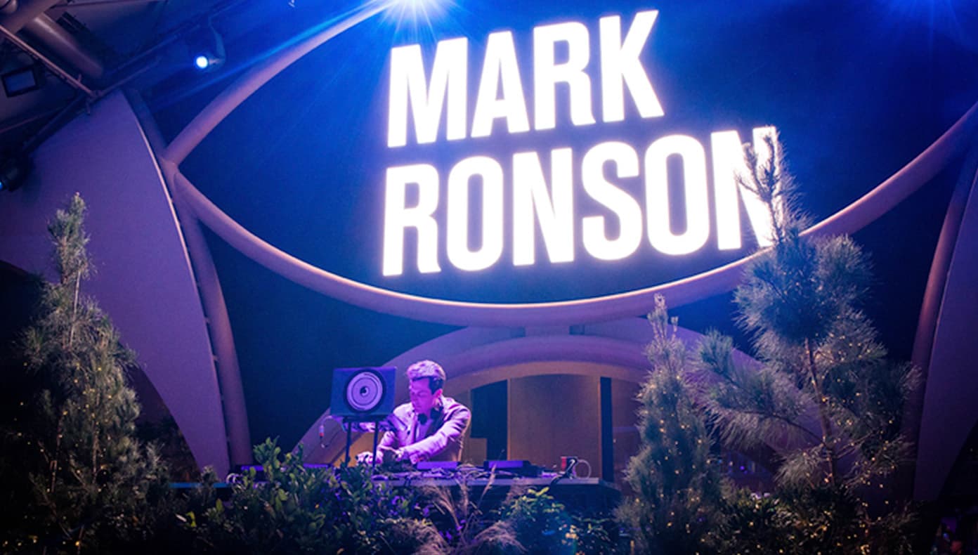 Salesforce AWS re:Invent Night Owls: Mark Ronson
