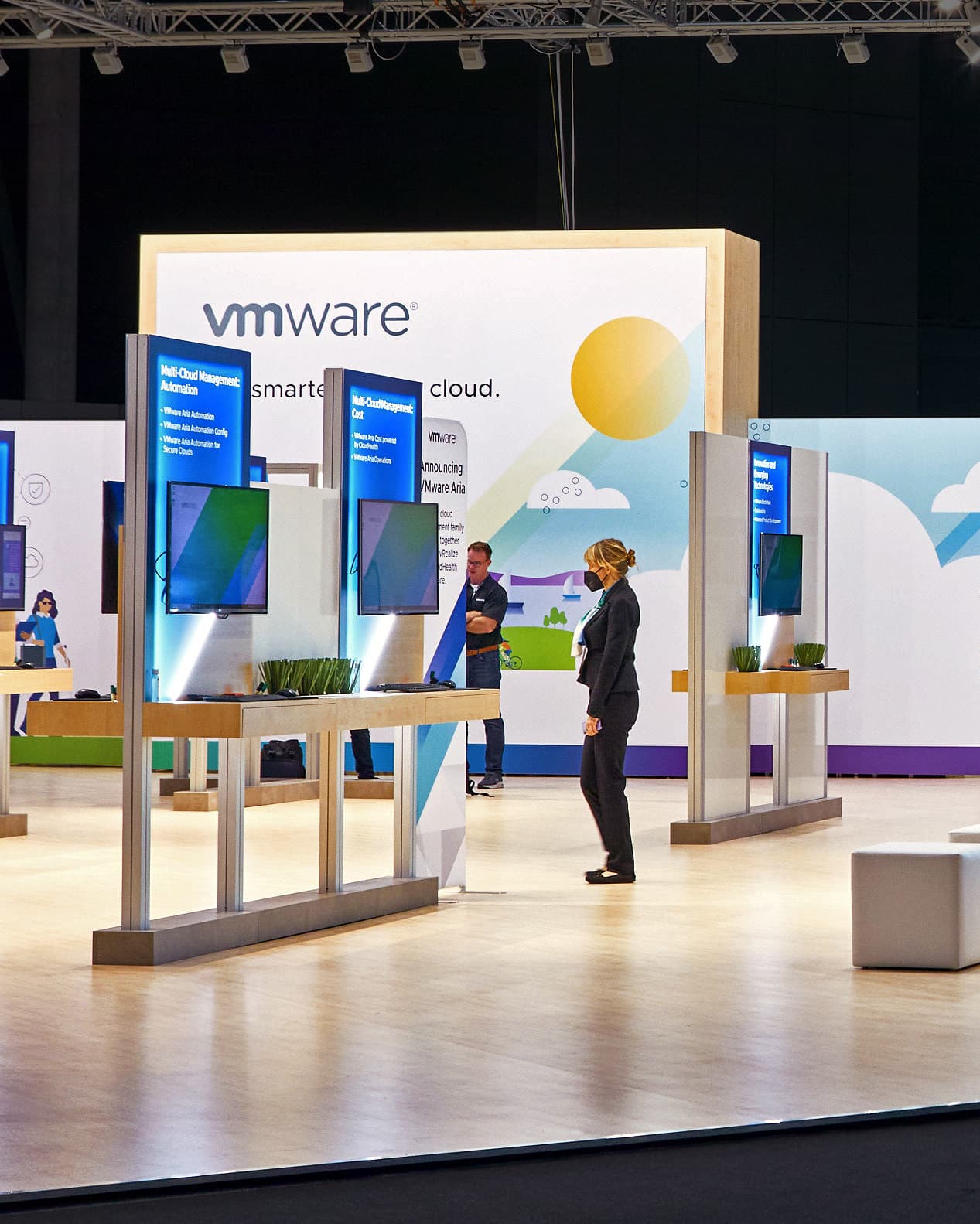 V Mware Landing Page 02