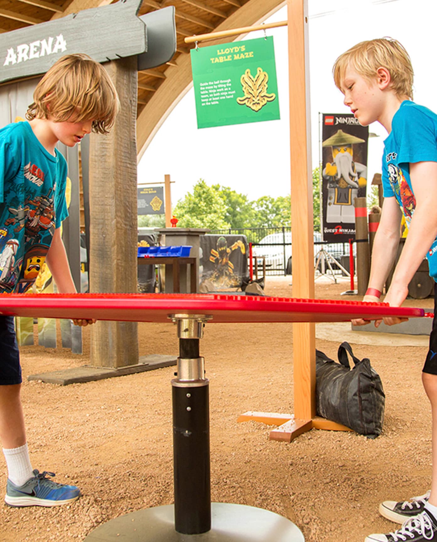 Lego questforninjago mobileroadtour experience image3 1 2x