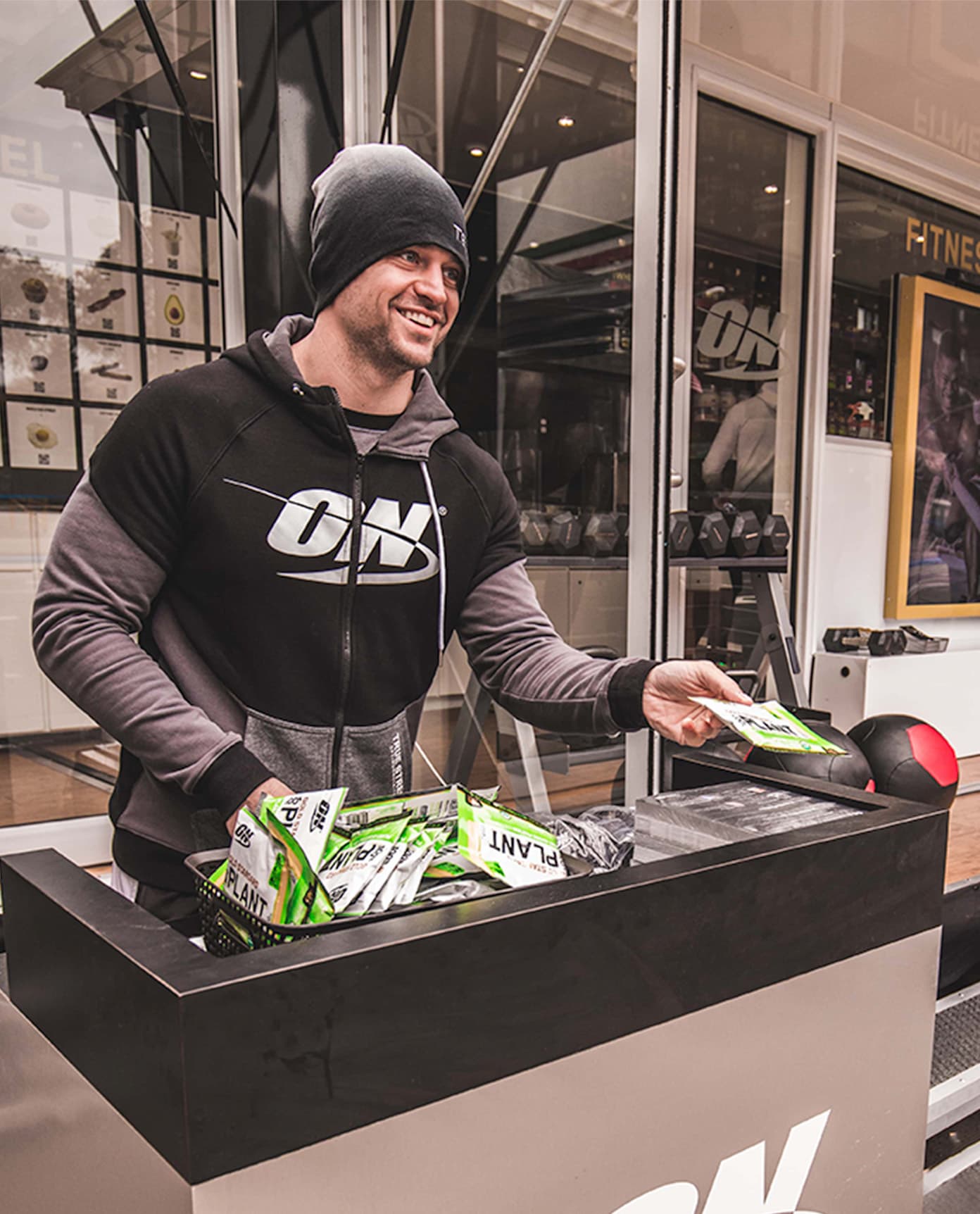 Optimumnutrition mobileroadshow experience image2 1 2x