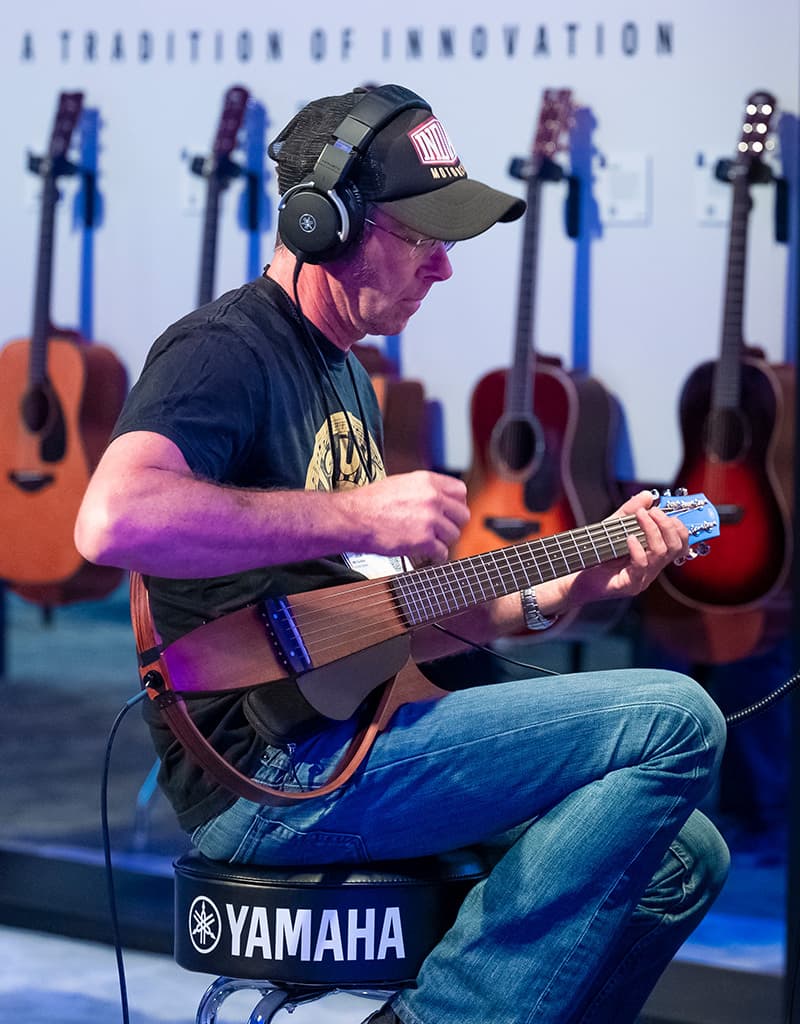 Yamaha guitar interactive