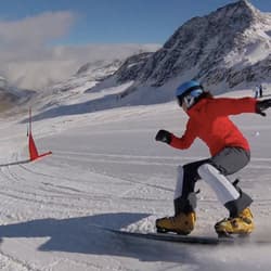 Alena Zavarzina snowboard slalom