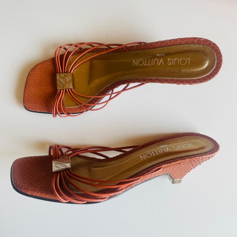 Louis Vuitton Vintage snakeskin low kitten heels…