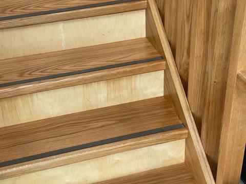 Oak staircase anti slip