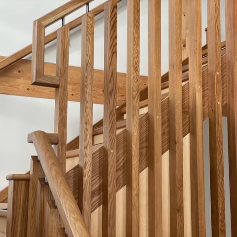 Oak staircase with spindles examples