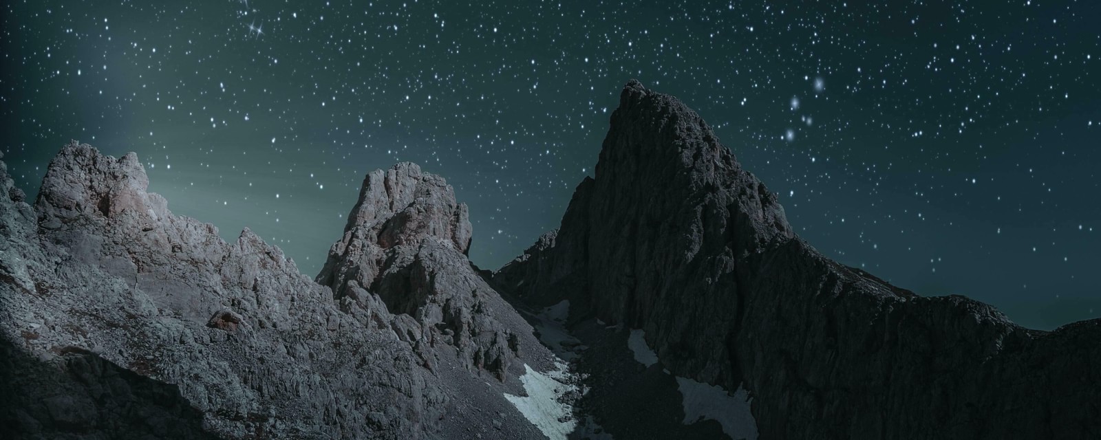 Eberhard grossgasteiger p Bgn T4 KH8d4 unsplash