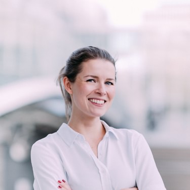 Claudia Riemann About Page