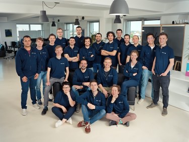 Current Startups Compredict
