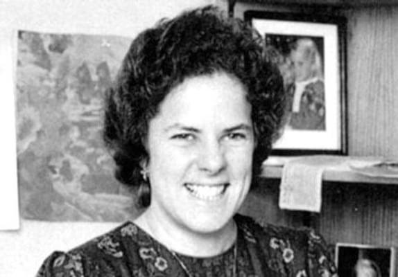 Carol Muller '77