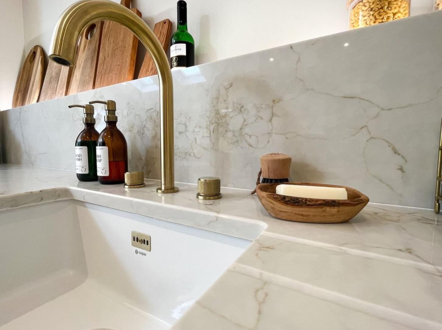 Veined Quartz Worktops