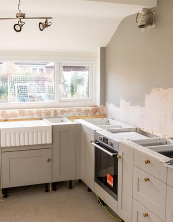 Survival Guide - How To Survive Without Worktops