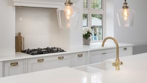 Shaker-Style With Siena Gold