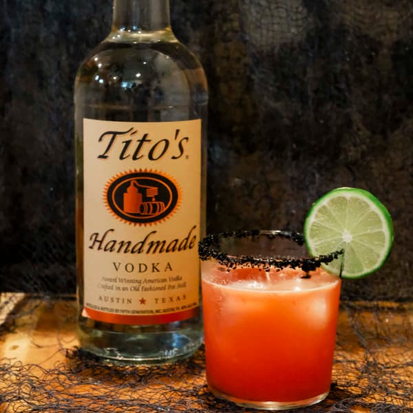 Top 15 Tito's Cocktails to Drink 15 Bat-Tito Bite