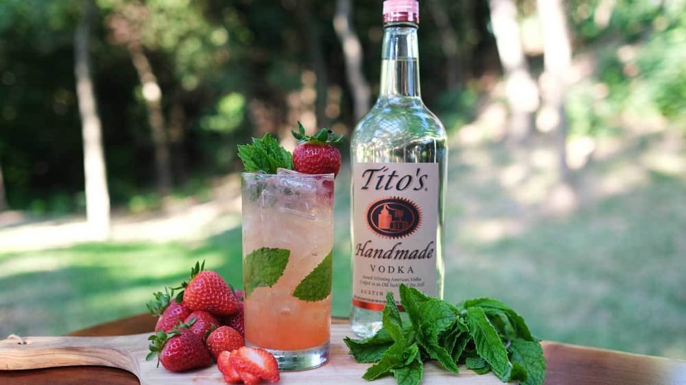 French Strawberry Motito