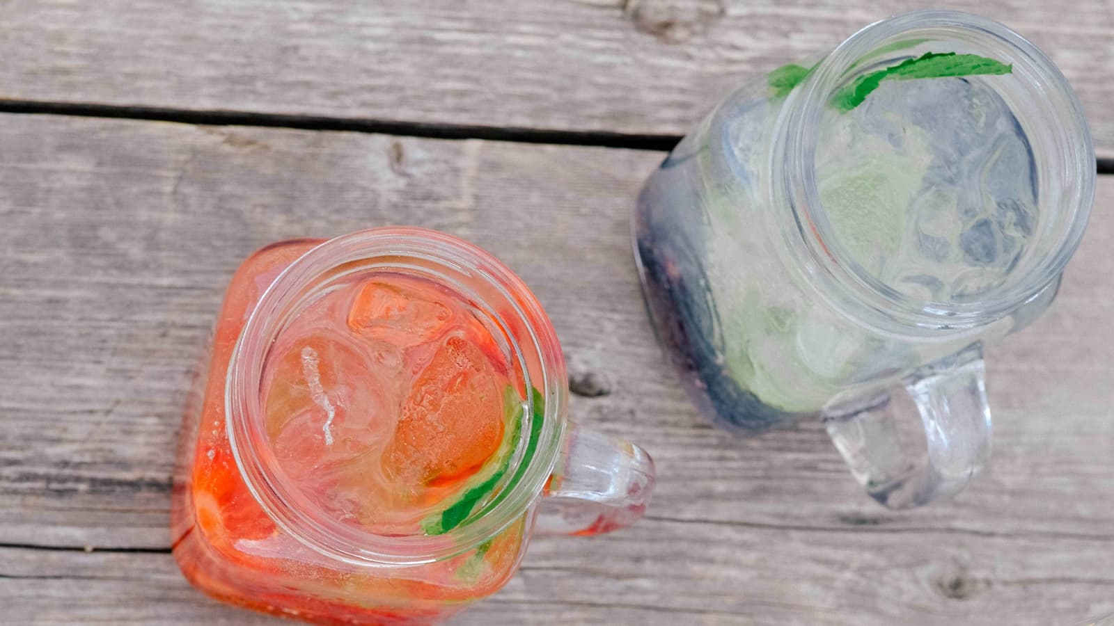 Titos Vodka Berry Mint Lemonade