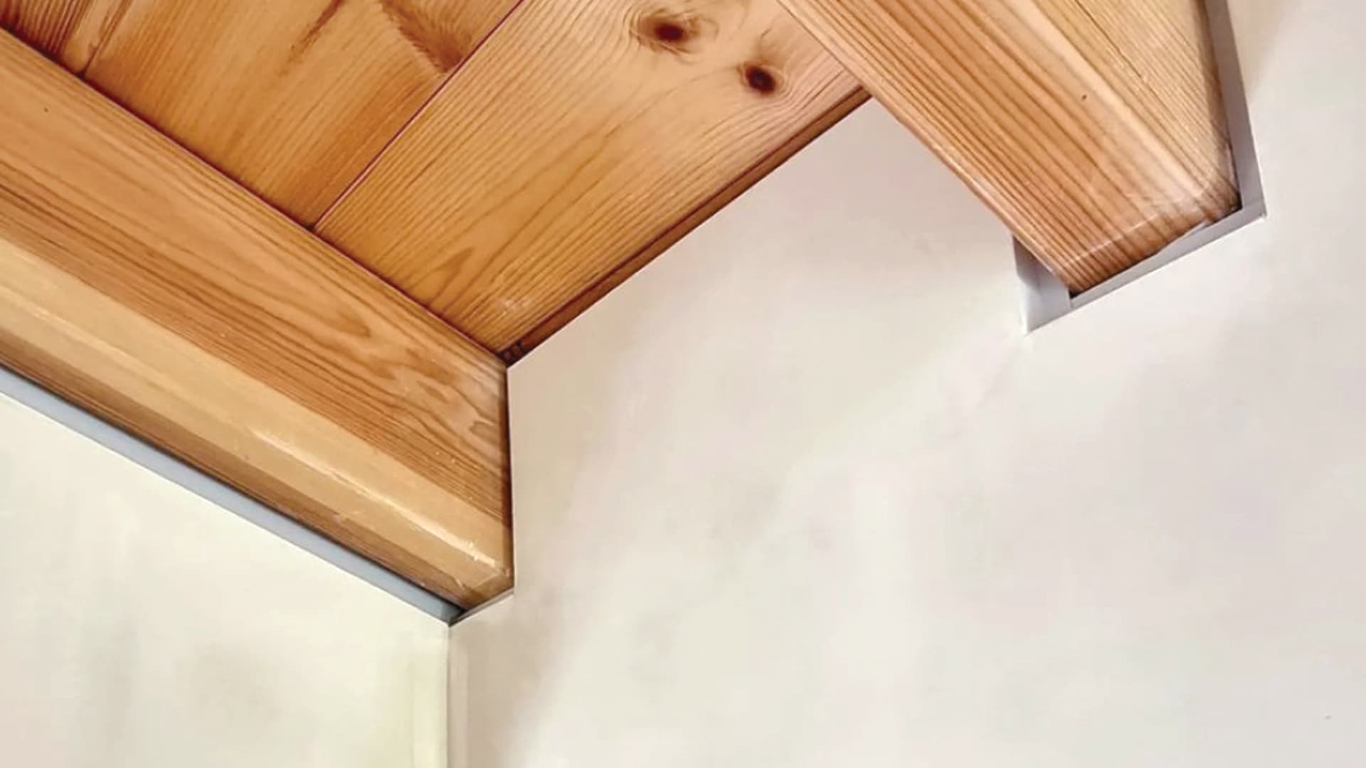 How to Finish Drywall Around Exposed Beam Ceilings | Trim-Tex