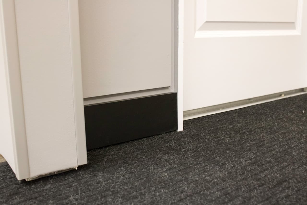 Affordably upgrade ordinary baseboards by incorporating Reveal details into your design. Affordably upgrade ordinary baseboards by incorporating Reveal details into your design.