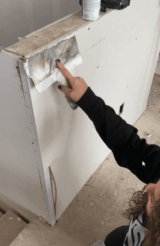Drywall Shorty How to Install Corner Bead (5)