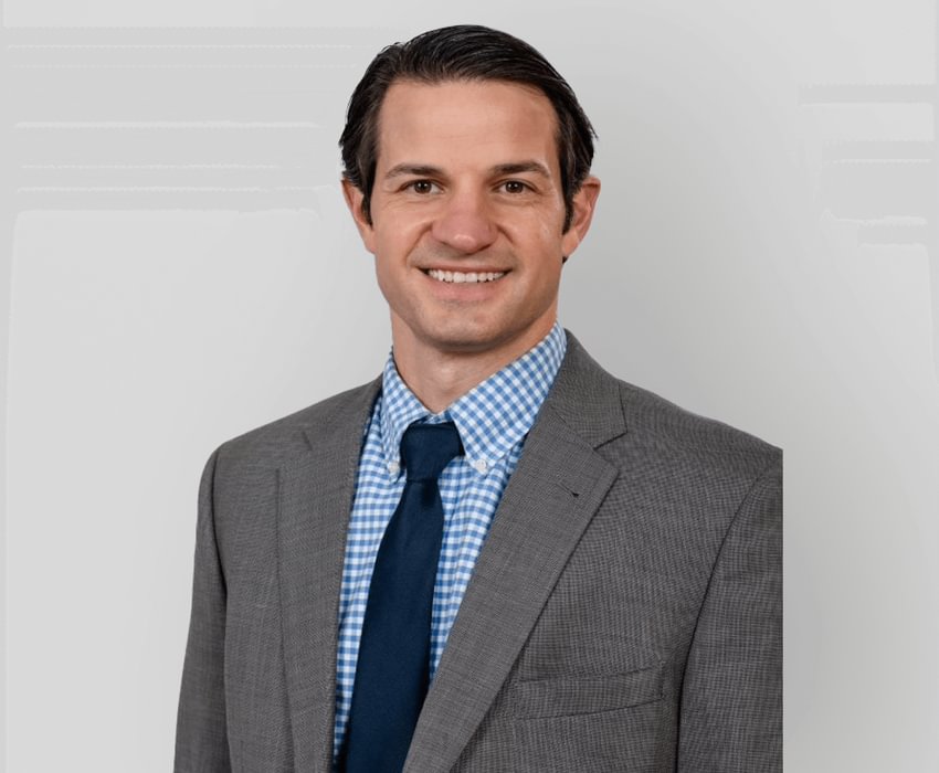 Doctor Riley Burke | University Orthopedics Center