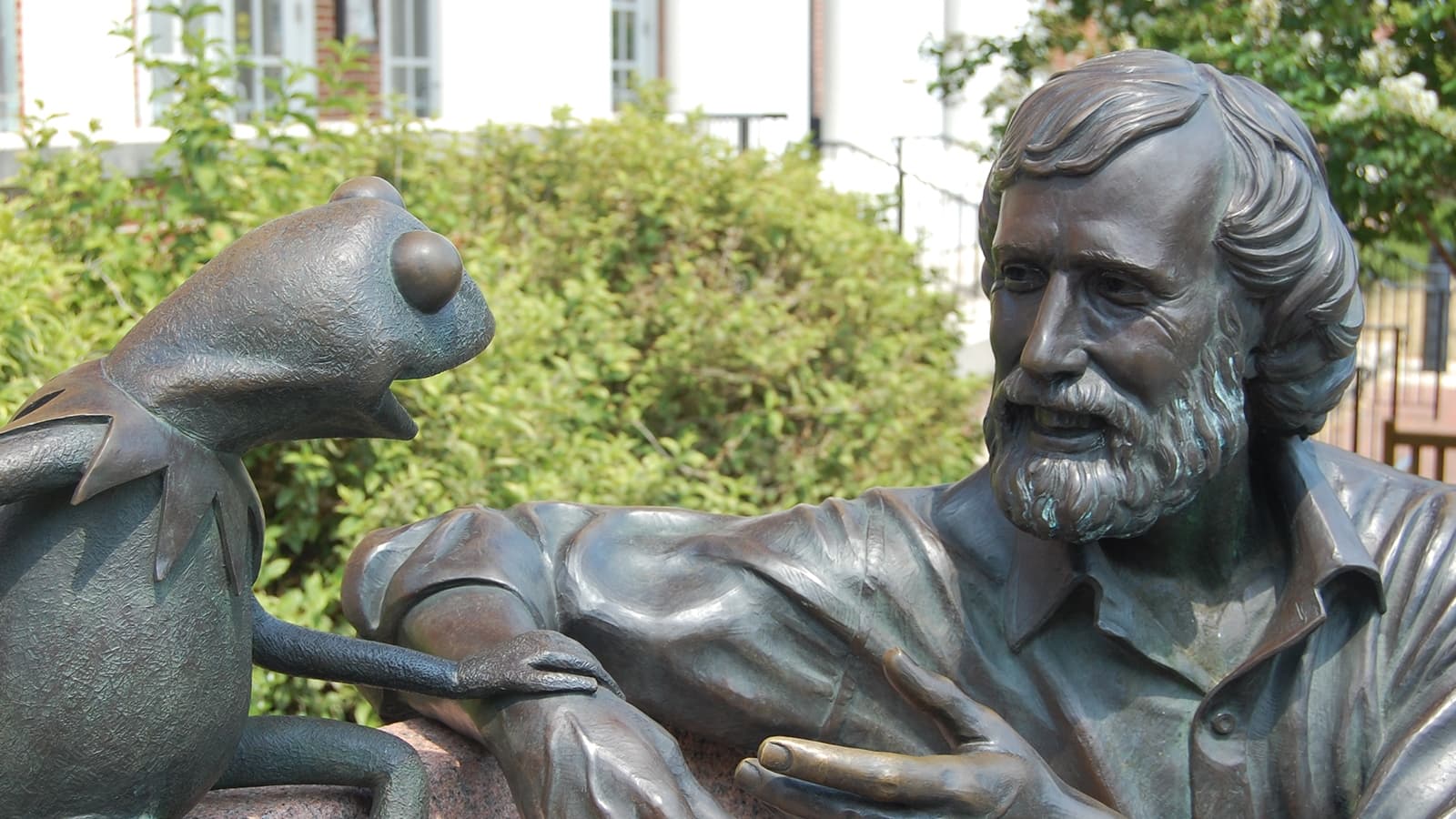 Statue of Jim Henson and Kermit.
